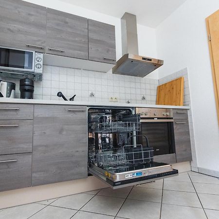 Appartment In Den Weinbergen Bei Mainz - Mit 2X Doppelzimmern, 1X Grosses Wohnzimmer, Bad & Kueche Stadecken-Elsheim Exterior foto